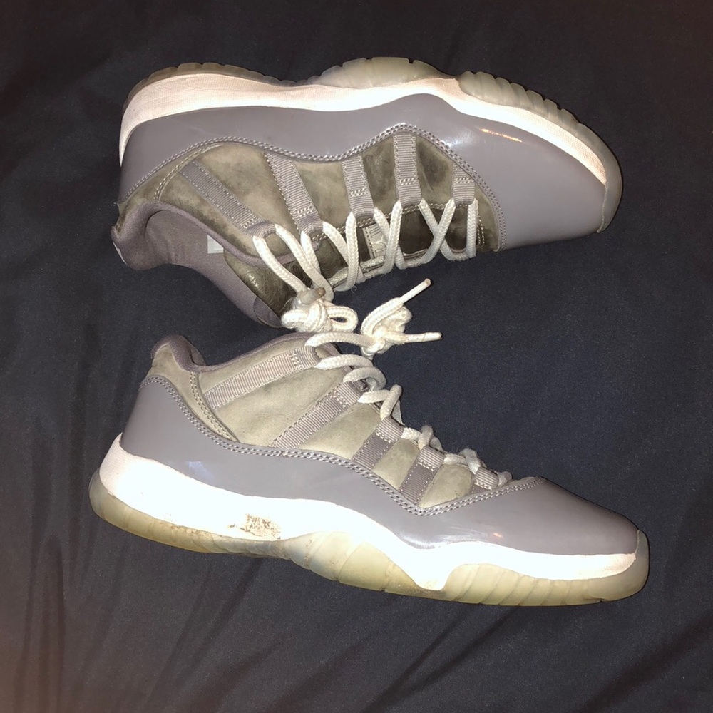 Jordan 11 cool grey low size 8 Men